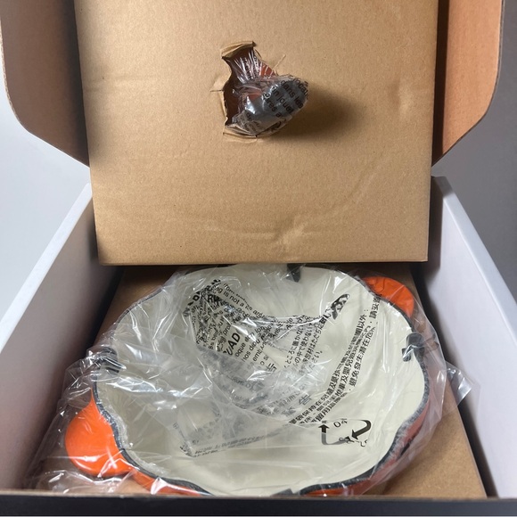 Martha Stewart Collection Enameled Cast Iron 2-Qt. Pumpkin Casserole Dish - Picture 3 of 3